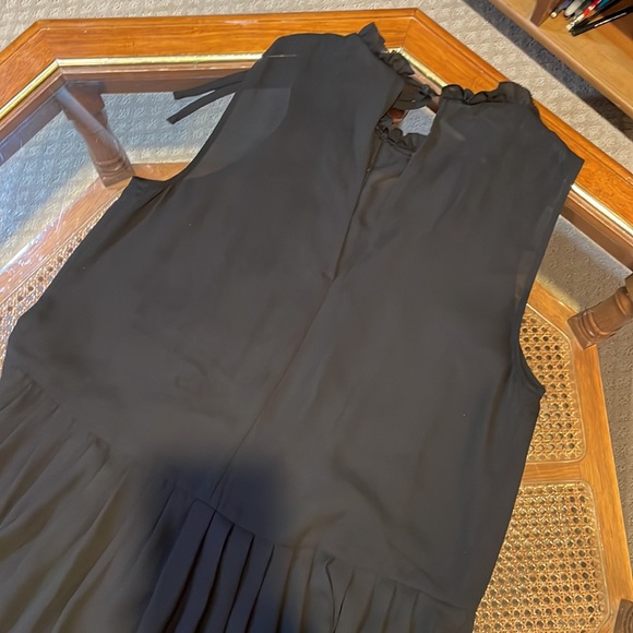 Aritzia Sunday Best Dress - Picture 6 of 6